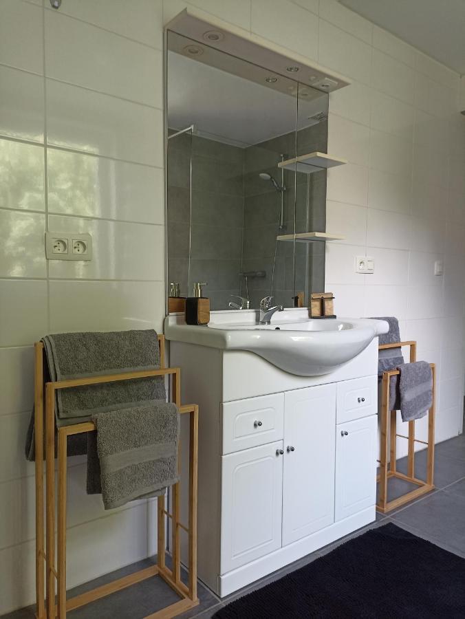 Loft Paisible Sur Les Hauteurs Du Centre Ville Spa Buitenkant foto